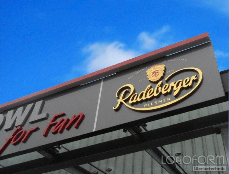 Werbeschild oder Firmenschild umbeschriften oder neu beschriften - Logoform Werbetechnik GmbH in Heusenstamm