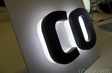 Lichtwerbung ist Ihre Leuchtende Werbeanlagen - Logoform Werbetechnik GmbH in Heusenstamm